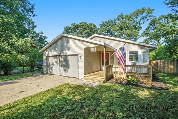 1489 Joslyn Road, Muskegon Twp, MI 49445