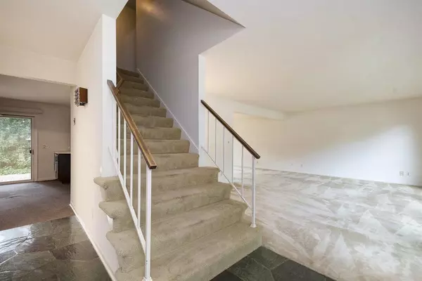 East Grand Rapids, MI 49506,1745 Vesta Lane SE