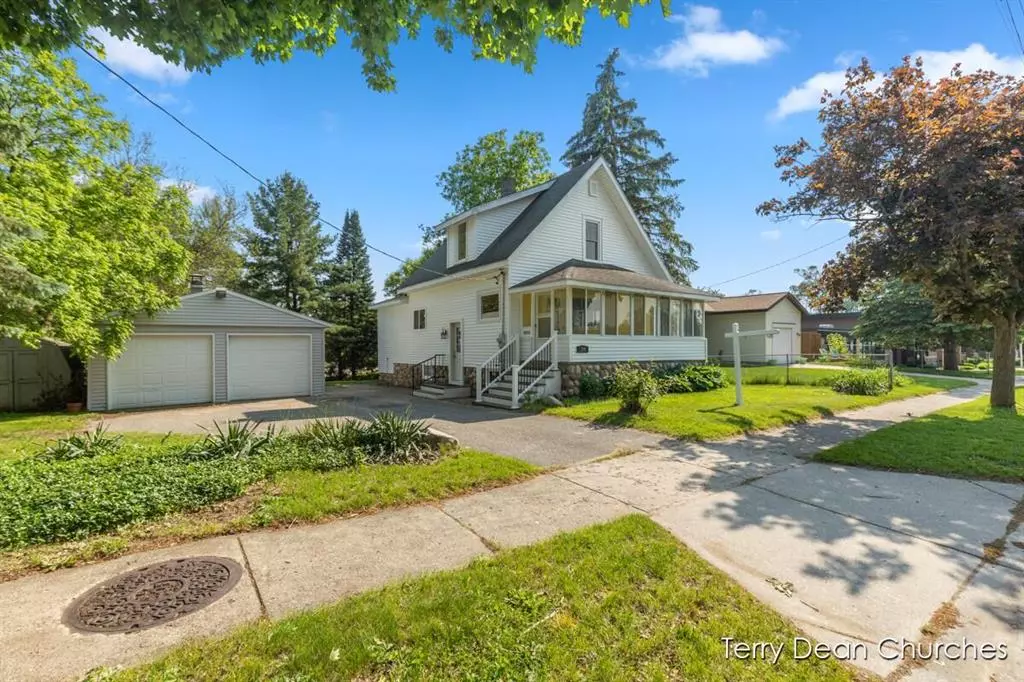 Rockford, MI 49341,204 Lewis Street