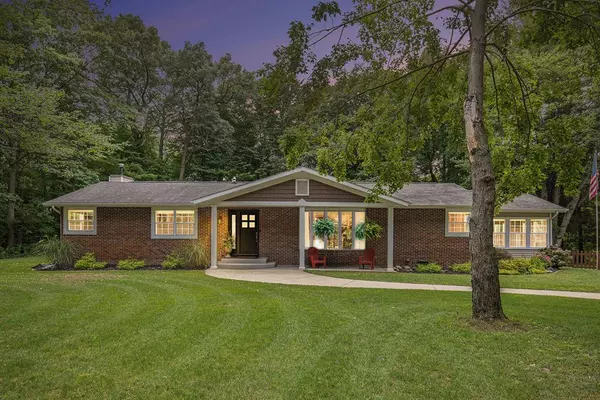 19091 W Spring Lake Road, Spring Lake Twp, MI 49456
