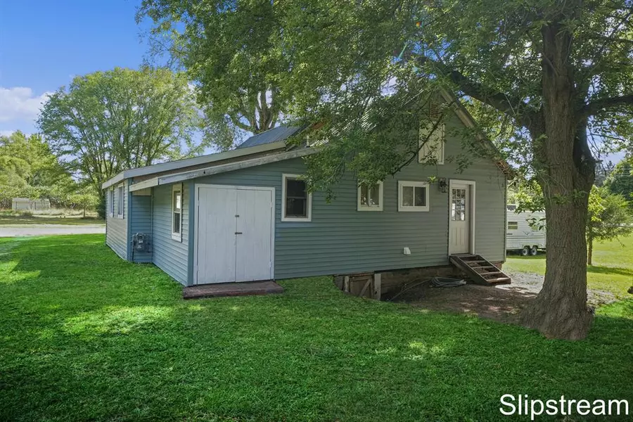 11406 3rd Street, Seville Twp, MI 48877