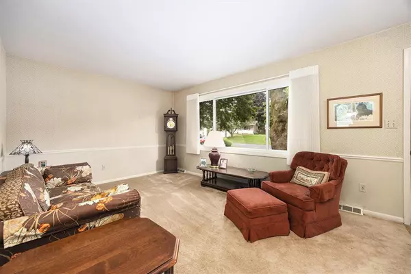 Kentwood, MI 49508,1865 Gentian Drive SE