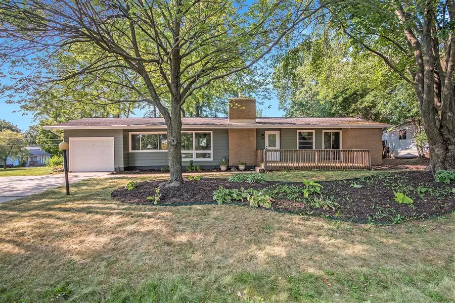 2709 Abigail Street SE, Grand Rapids, MI 49506