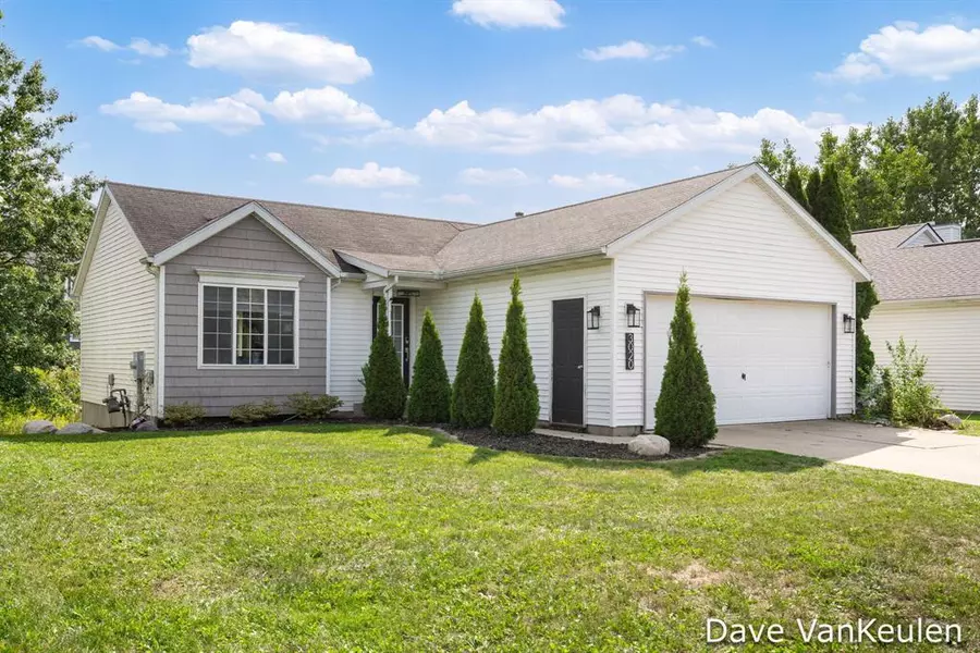 3020 Burritt Street NW, Grand Rapids, MI 49504