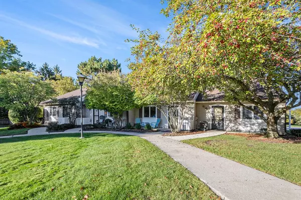 4178 Eastcastle Court SE, Grand Rapids, MI 49508