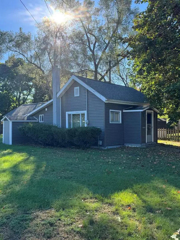 812 N 4th Street, Greenville, MI 48838