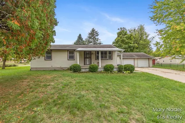 260 Pear Street NE, Cedar Springs, MI 49319