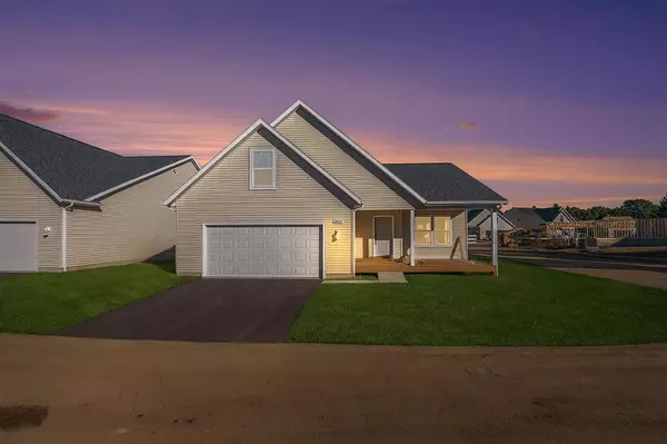 Garfield Twp-grandtraverse, MI 49684,2806 Opal Court