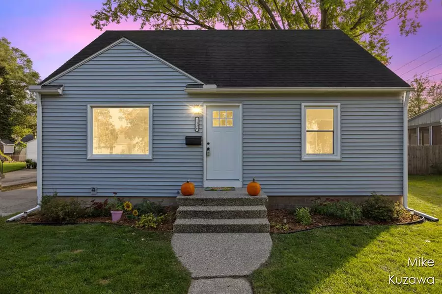 1336 Kelsey Street NE, Grand Rapids, MI 49505