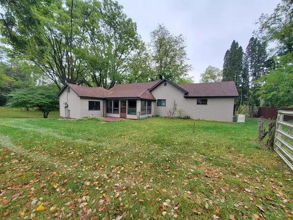 3150 Worgess Road, Baltimore Twp, MI 49058