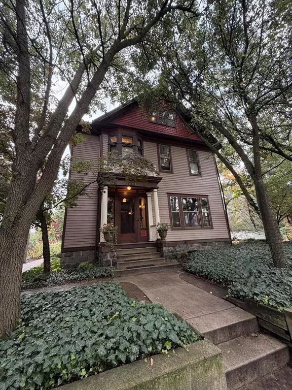 Grand Rapids, MI 49503,217 Madison Avenue SE