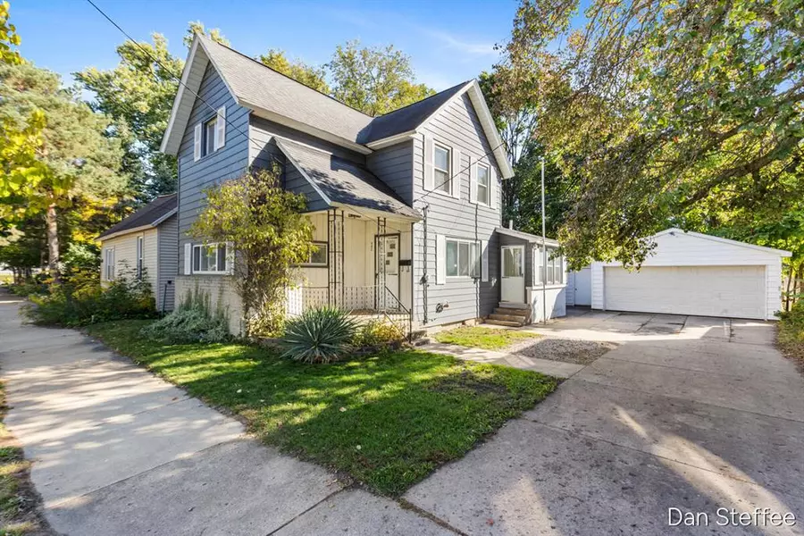 442 Quimby Street NE, Grand Rapids, MI 49505