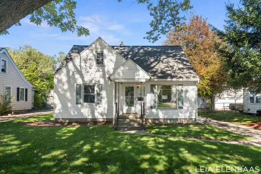 133 Wesley Street SE, Wyoming, MI 49548