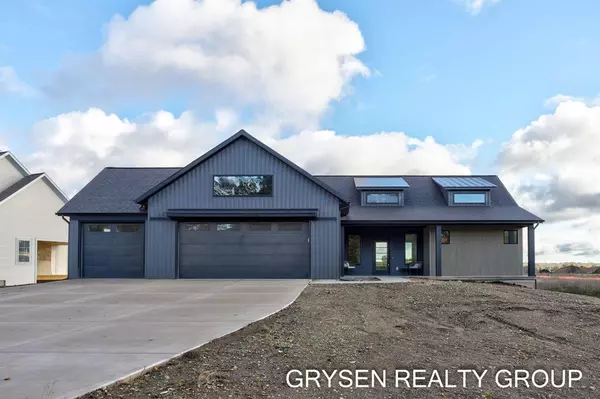 9244 28th Avenue, Georgetown Twp, MI 49428