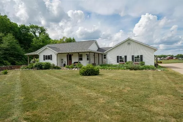 3084 Boyes Road, Delton, MI 49046