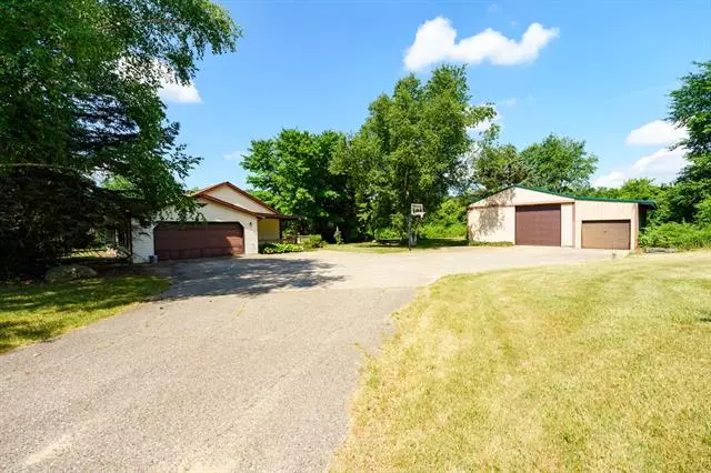 12750 Pine Lake Road, Plainwell, MI 49080