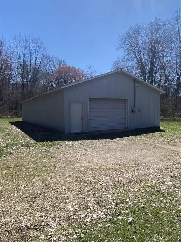 Lawton Vlg, MI 49065,614 N Nursery Street