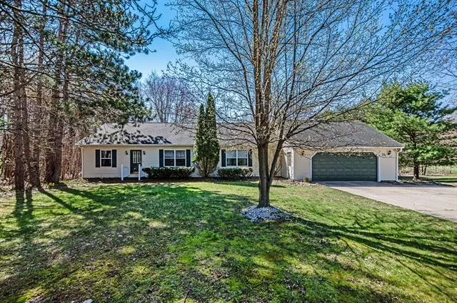 40181 W Red Arrow Highway, Paw Paw Twp, MI 49079