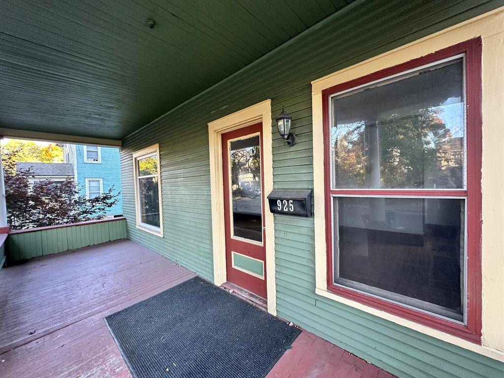 Kalamazoo, MI 49007,925 W Lovell Street
