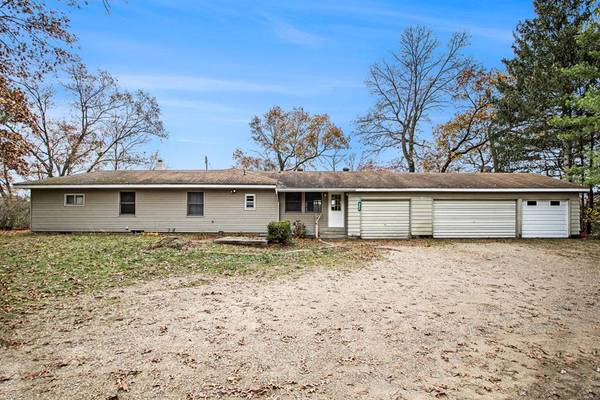 1345 N Briggs Road,  Middleville,  MI 49333