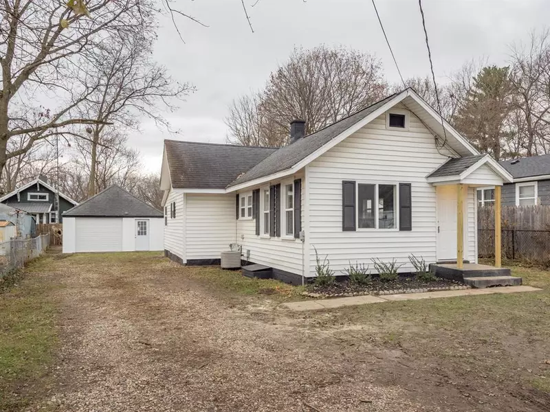 100 Packard Street, Comstock Twp, MI 49048