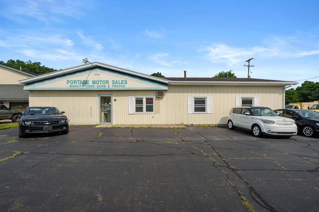 8720 Shaver Road, Portage, MI 49024