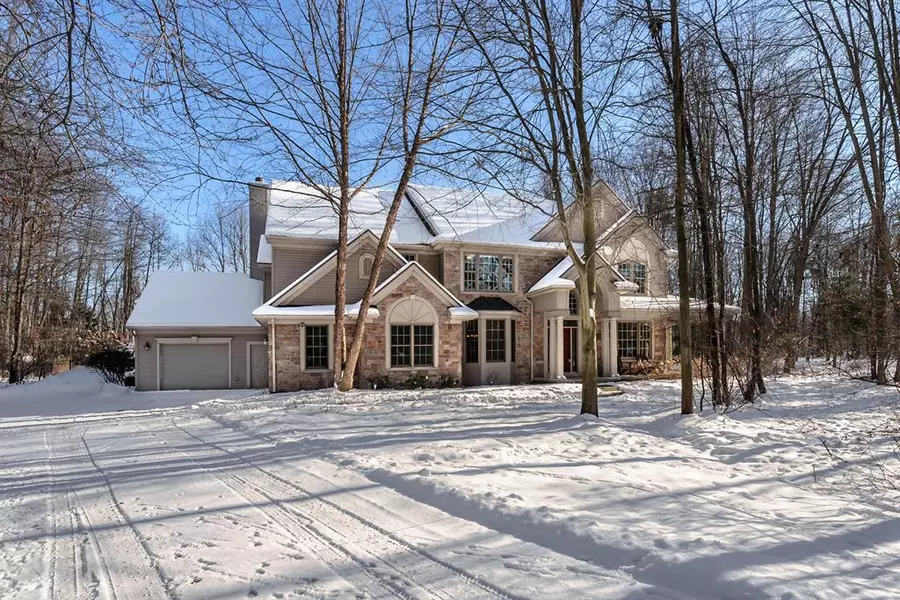 6450 E Bay Lane, Richland Twp, MI 49083