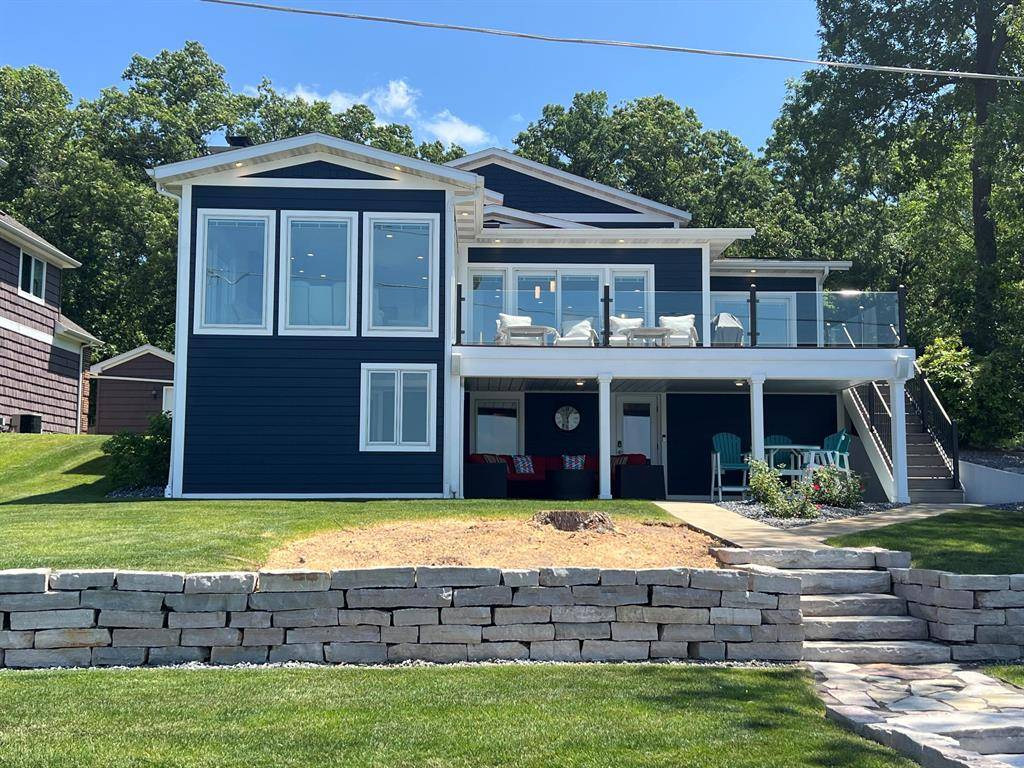 940 E Eagle Lake Drive, Texas Twp, MI 49009