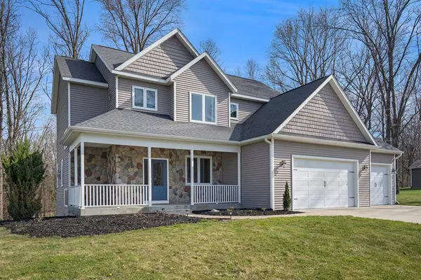 8560 Western Woods Drive, Oshtemo Twp, MI 49009