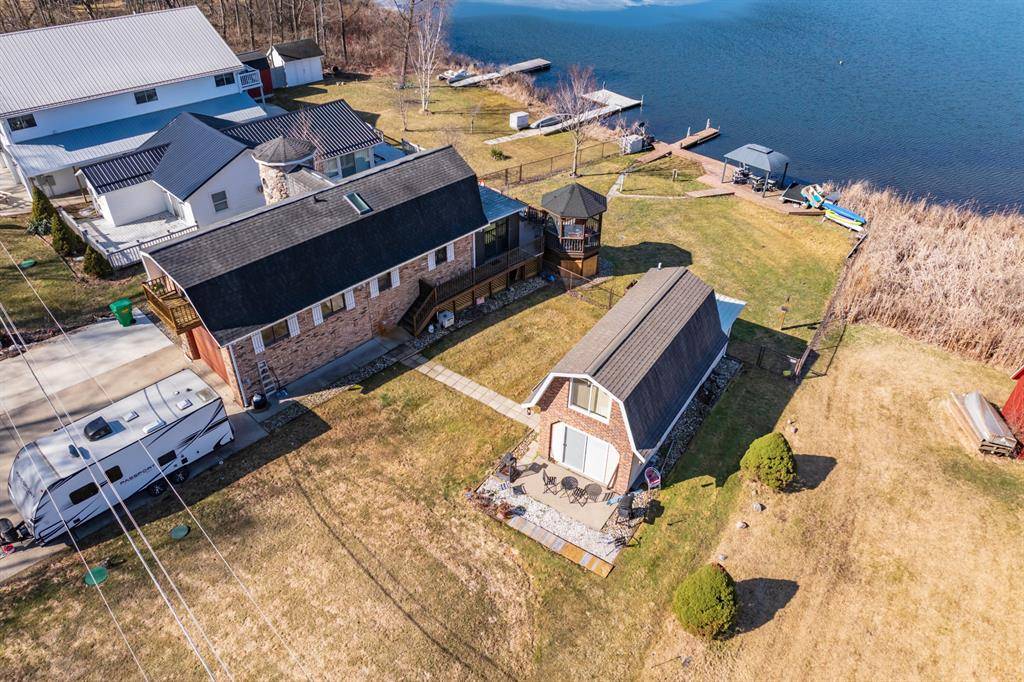 61342 Lewis Lake Rd, Newberg Twp, MI 49095