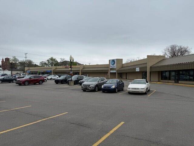 Niles, MI 49120,16-110 E Main Street 30