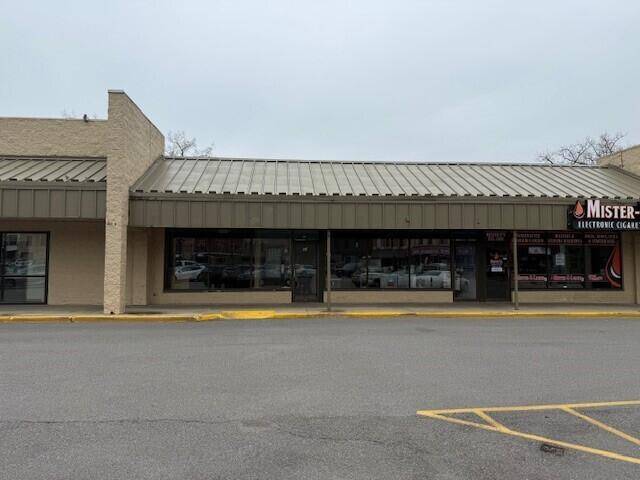 Niles, MI 49120,16-110 E Main Street 30