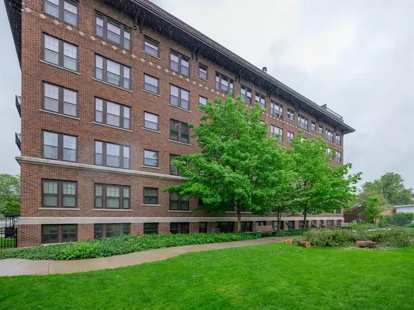 Kalamazoo, MI 49007,471 W South Street 207