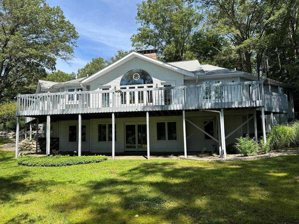 9679 Almena Drive, Oshtemo Twp, MI 49009