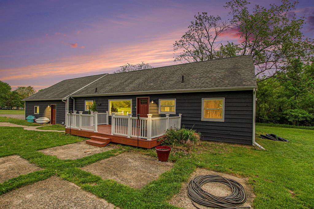 Lawrence Vlg, MI 49064,557 W James Street