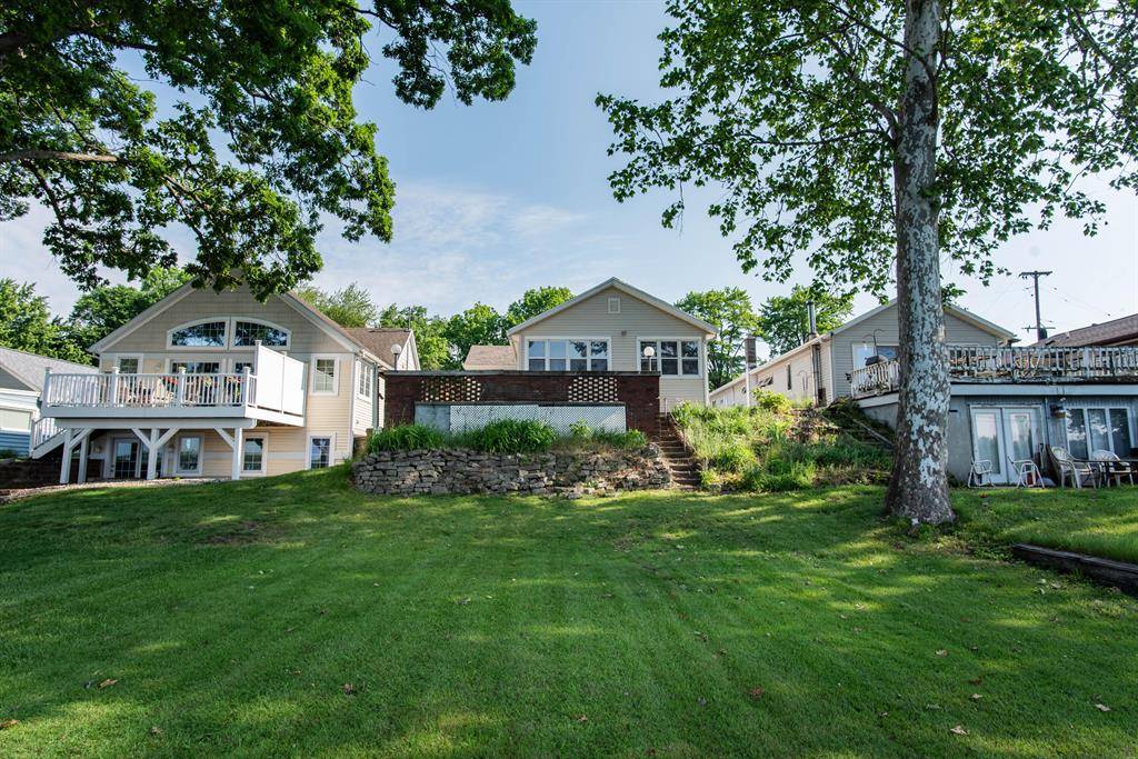 5134 Deep Point Drive, Pavilion Twp, MI 49002