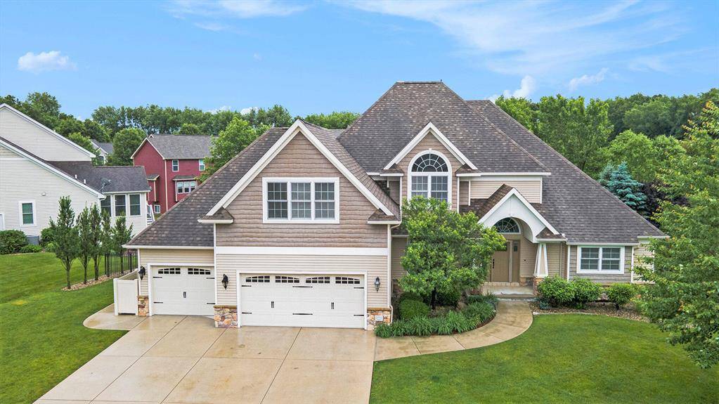 1225 Bear Lake Circle, Portage, MI 49024