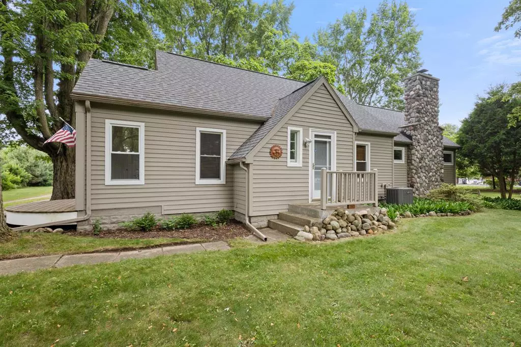 Portage, MI 49024,9708 Oakland Drive