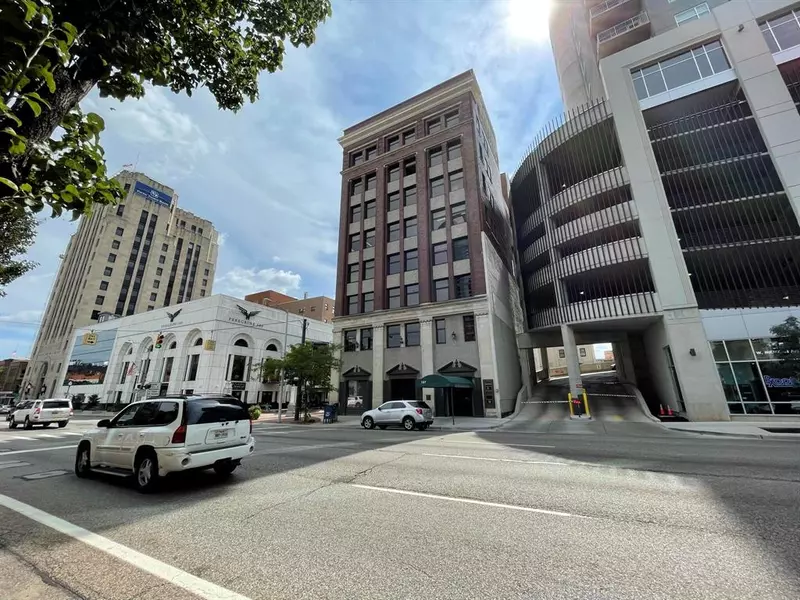 107 W Michigan Avenue 3-2, Kalamazoo, MI 49007