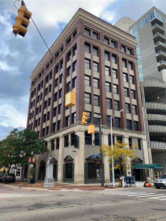 Kalamazoo, MI 49007,107 W Michigan Avenue 3-7