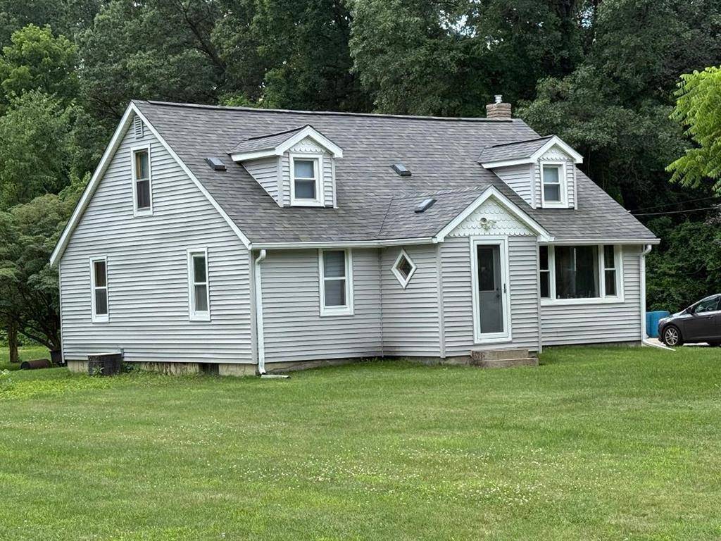 226 Poulsen Avenue, Pennfield Twp, MI 49014