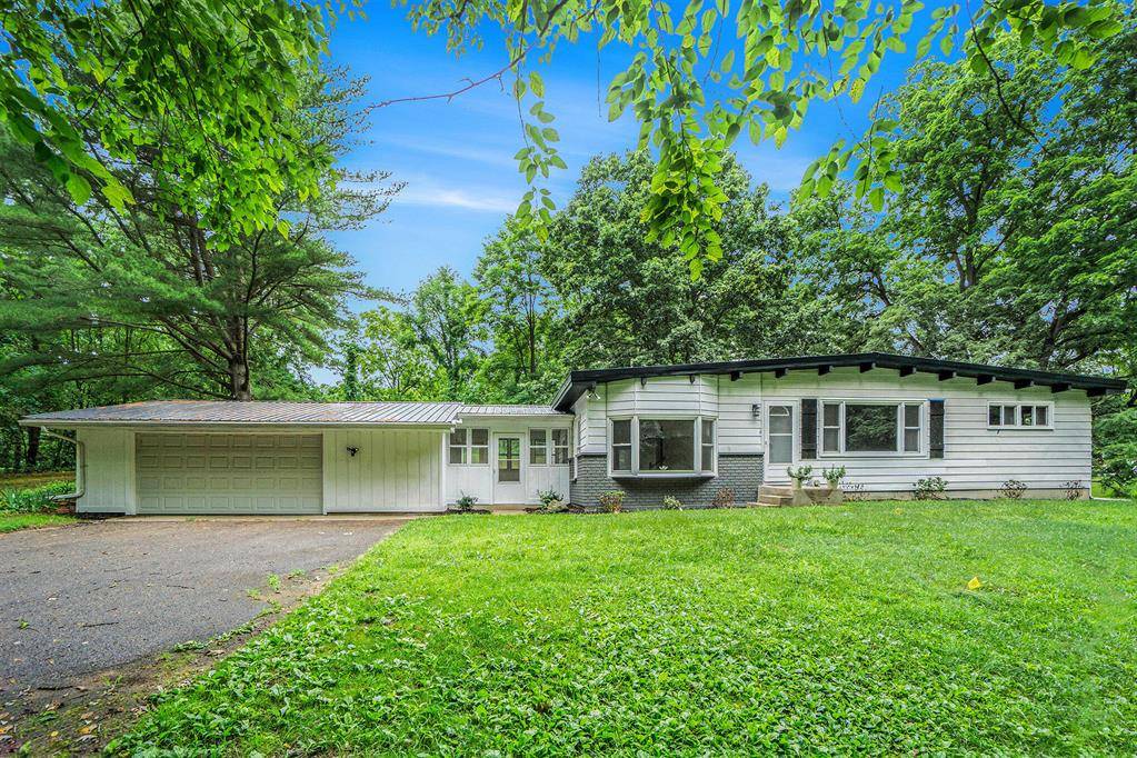7350 N 46th Street, Ross Twp, MI 49012