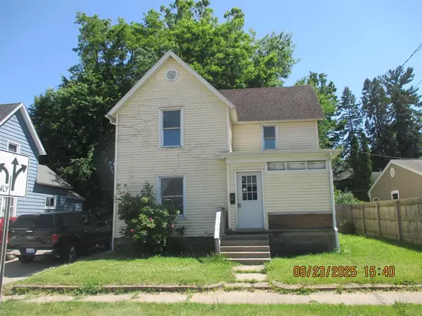 112 E Green Street, Hastings, MI 49058