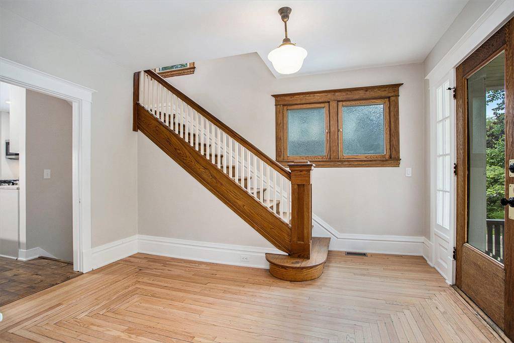 Kalamazoo, MI 49008,2338 Glenwood Drive