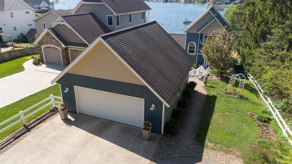 Texas Twp, MI 49009,1401 E Crooked Lake Drive