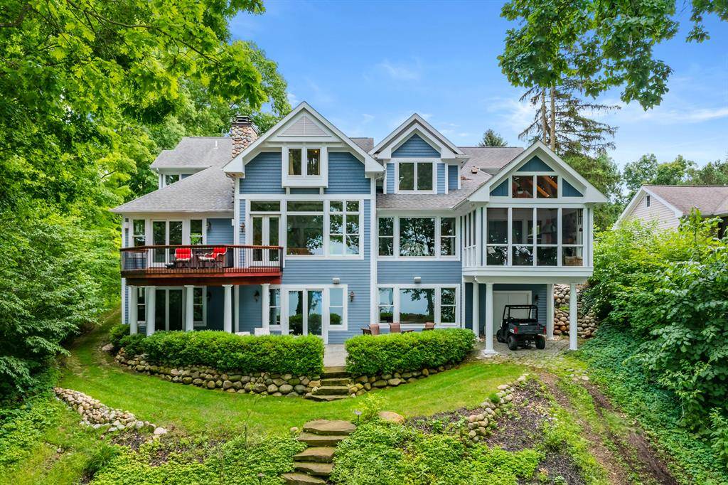 9765 Sterling Road, Richland Twp, MI 49083