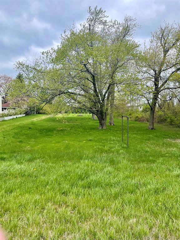 1140 M-63, Benton Twp, MI 49022