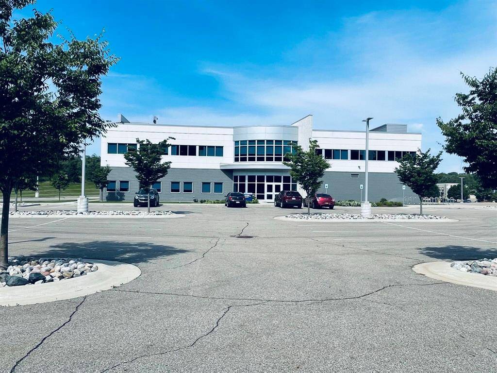 Kalamazoo, MI 49001,1825 S Park Street