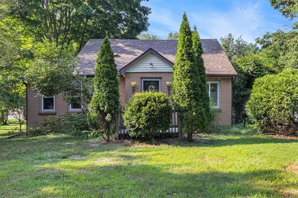 1085 2nd Division Street, Gun Plain Twp, MI 49080