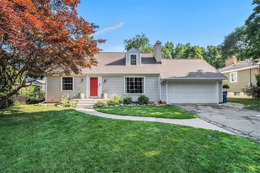 2115 Fulton Street E, Grand Rapids, MI 49503